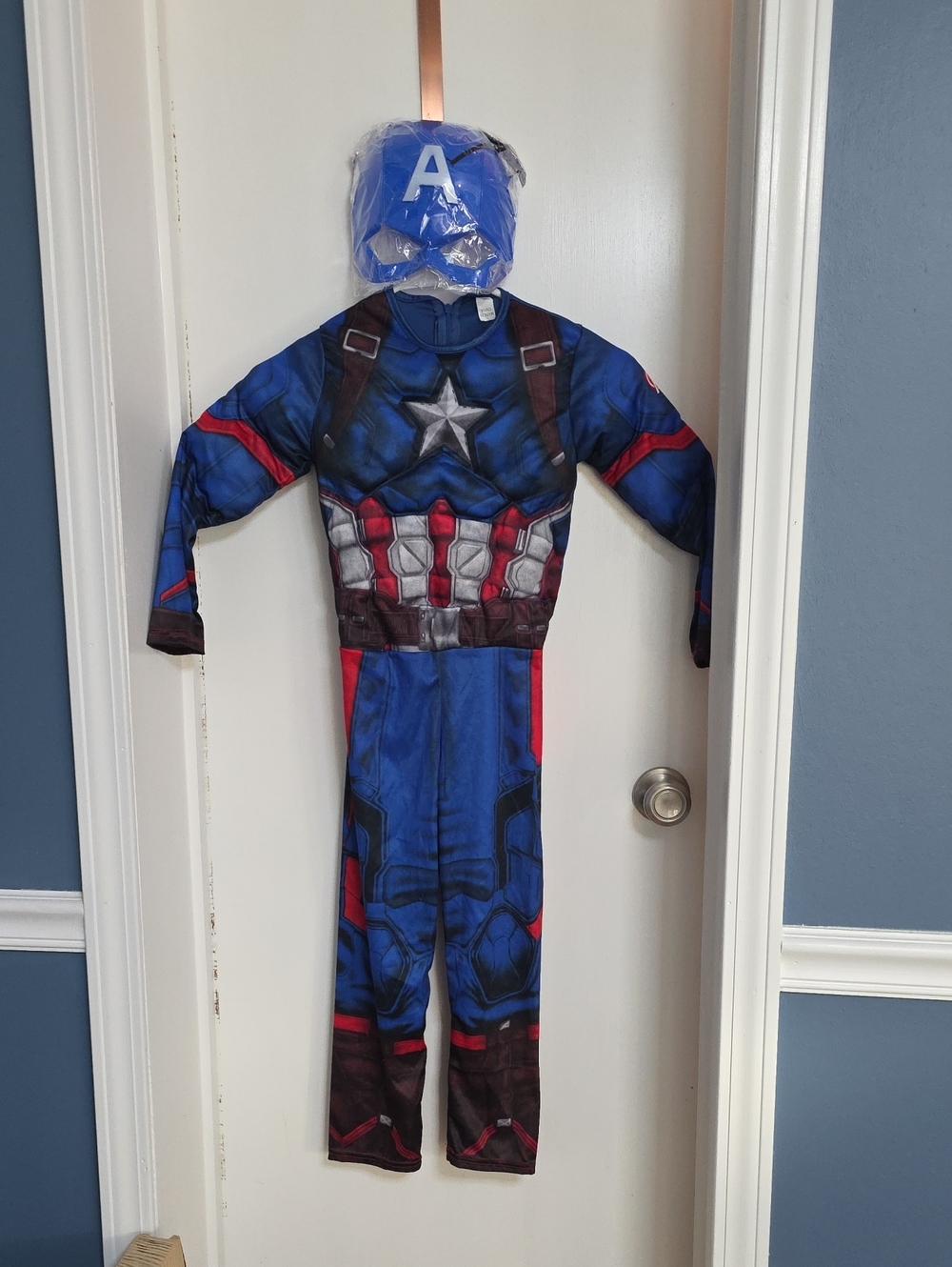 Marvel Captain America-Inspired Kids Costume with Mask